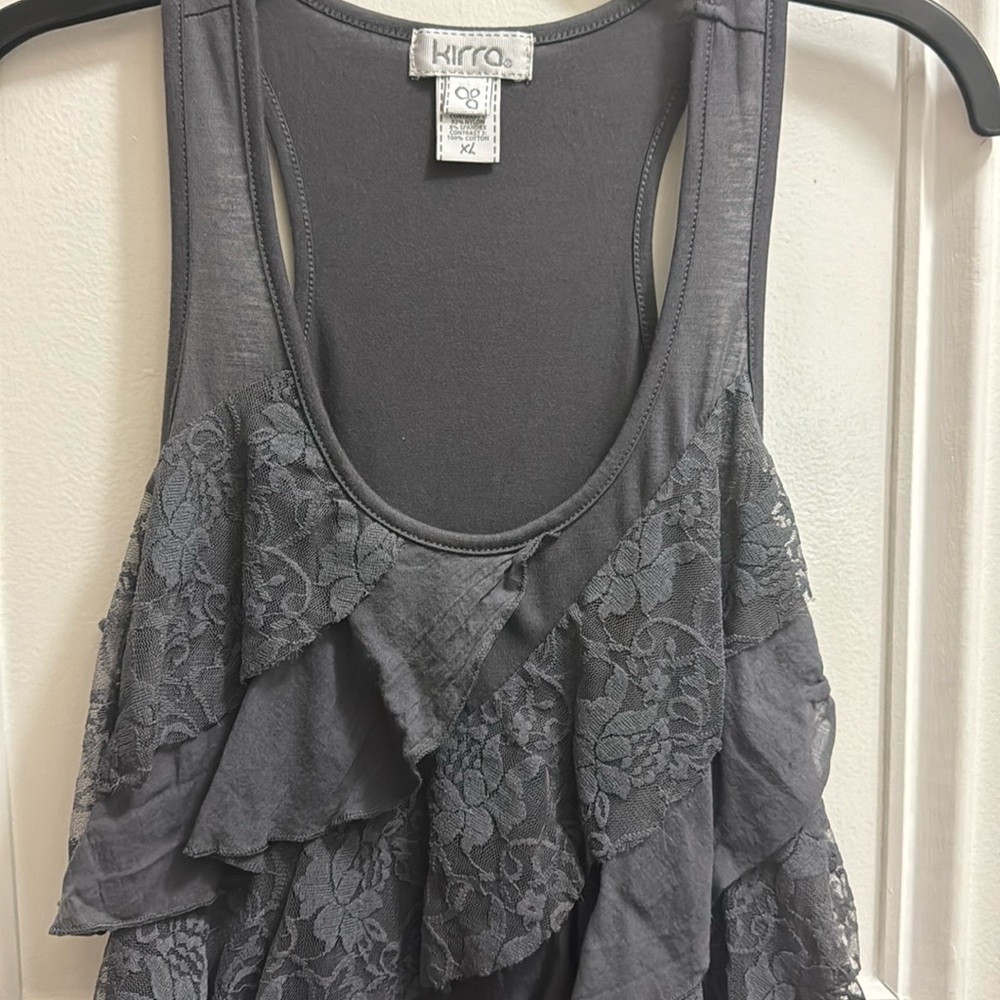 KIRRA - XL - Gray Ruffle & Lace Tank Top - PacSun Millennial